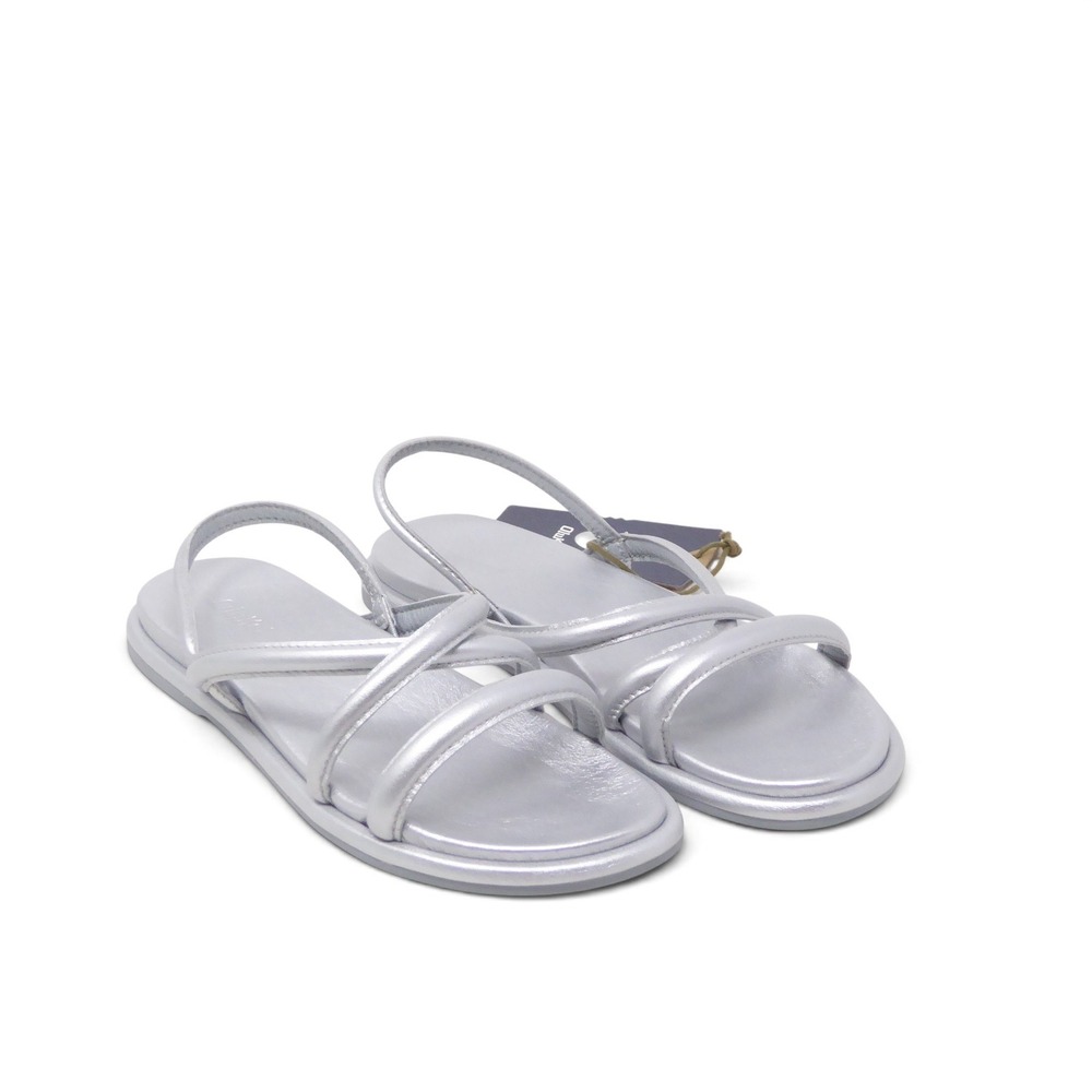 NEW OluKai Womens Tiare Strappy Sandals Silver Metallic Leather 9